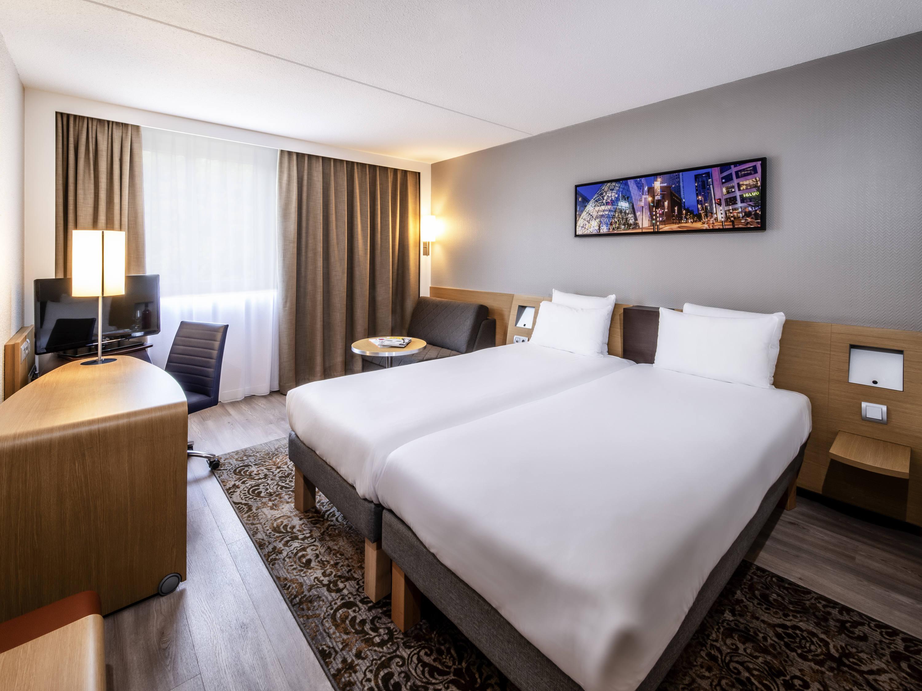 Novotel Eindhoven Exteriör bild